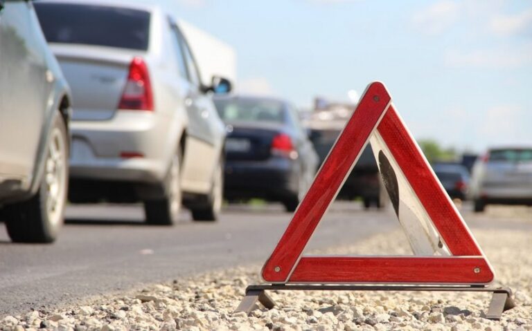 115ac2e0-58c9-370d-bce4-1543ef685280_850