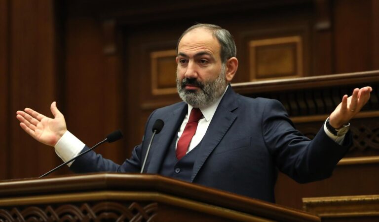 paş