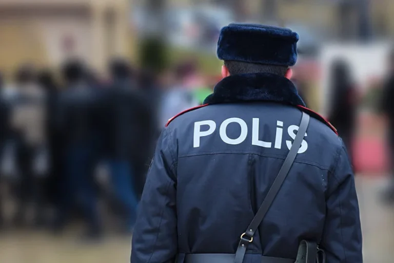 polis