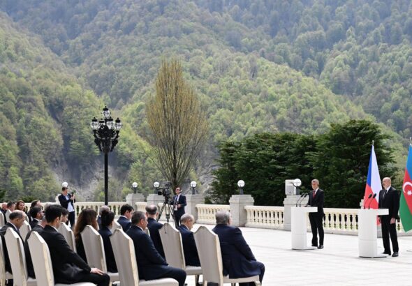 6b43f13c881c3ecc8351736817989be9_8830685