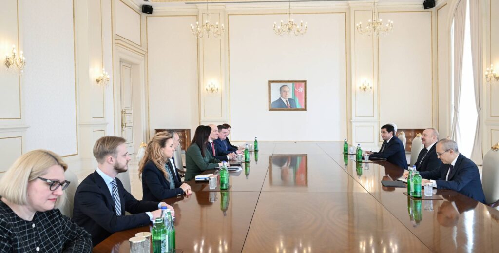 b1faefe97dd783c5f55c55d5230cf376_5897257