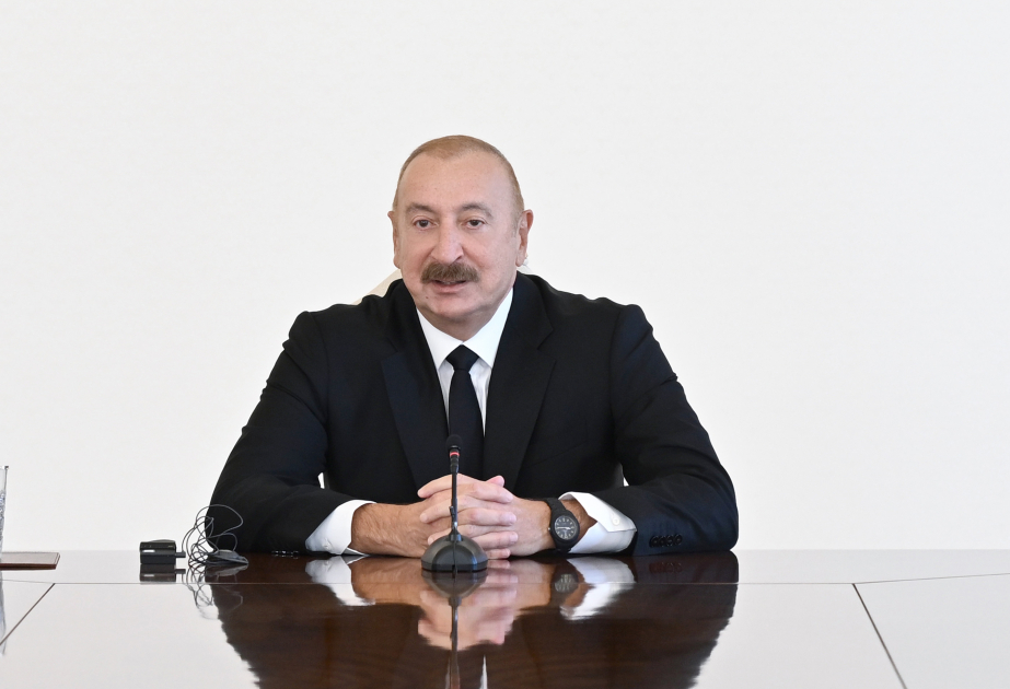 İlham Əliyev dini liderlə görüş